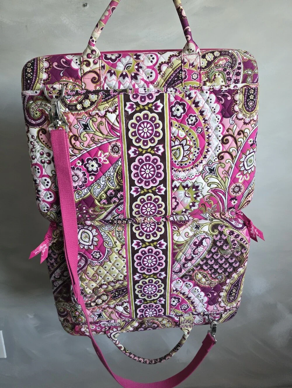 Very Berry Paisley Vera Bradley Quilted Cotton Hard Shell Laptop Messenger Bag